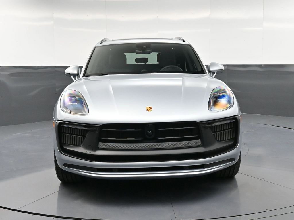 New 2026 Porsche Macan GTS AWD/4WD image 11