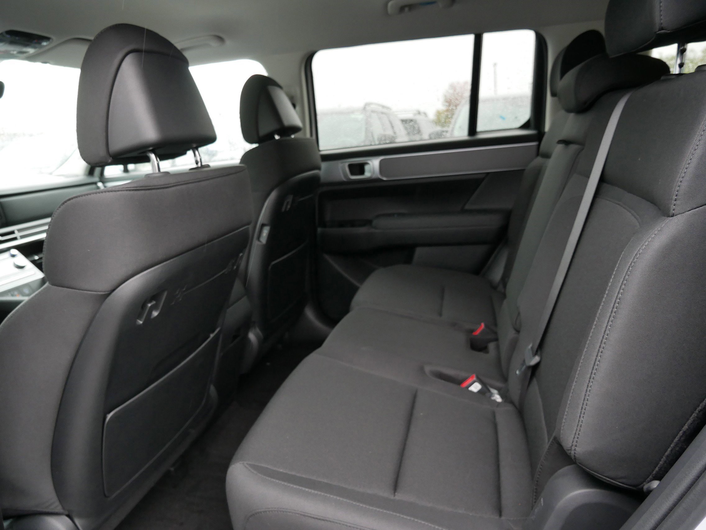 New 2026 Hyundai Santa Fe SE image 8