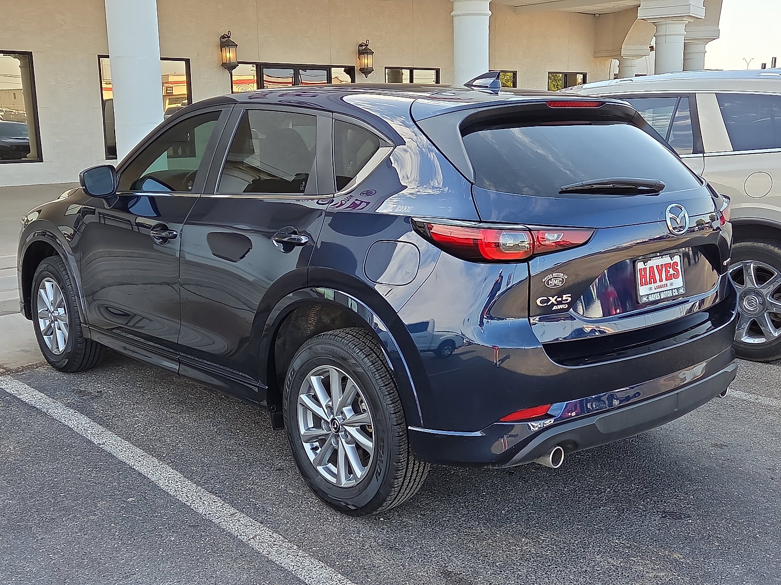 Used 2024 MAZDA CX-5 AWD 2.5 S w/ Select Package image 3