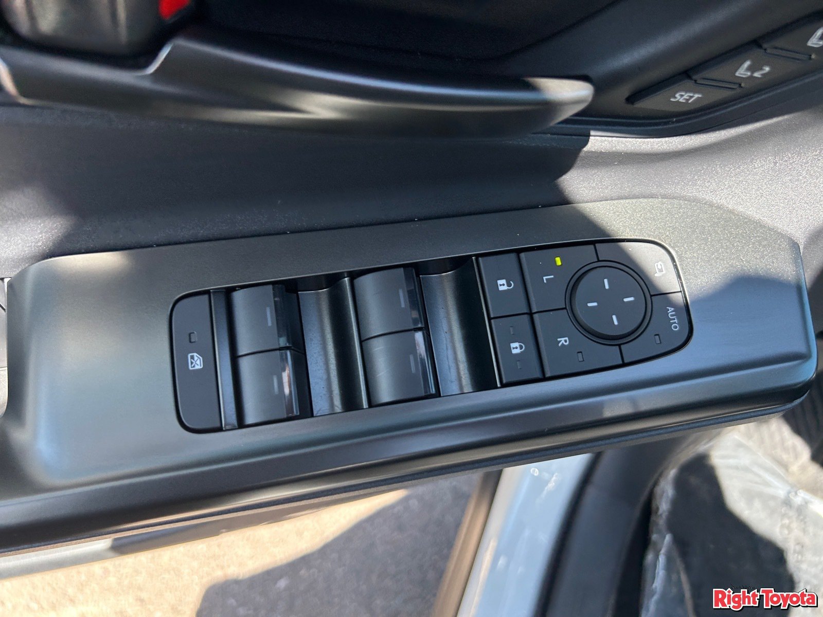 New 2026 Toyota C-HR AWD/4WD image 22