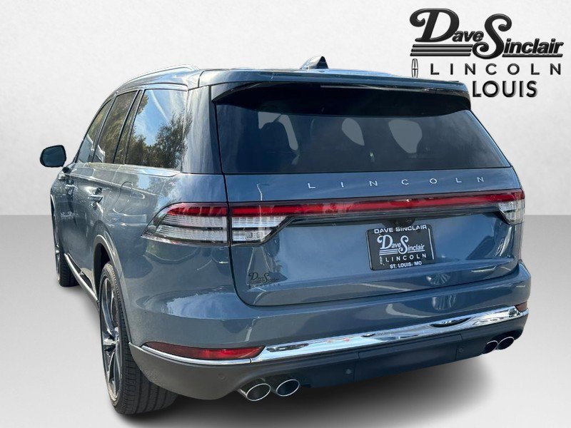 Certified 2025 Lincoln Aviator Reserve w/ Equipment Group 201A image 7