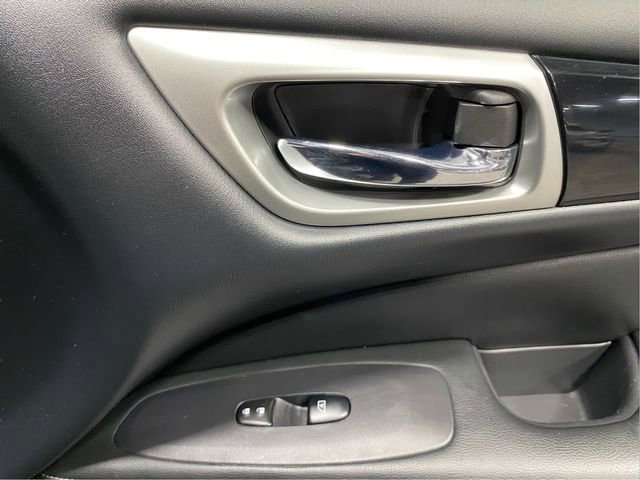 Certified 2018 Nissan Pathfinder SV AWD/4WD image 31