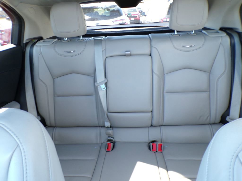 Used 2020 Cadillac XT4 Premium Luxury w/ Cold Weather Package image 10