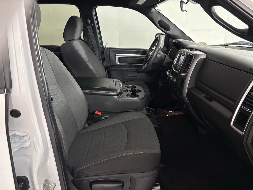 Used 2024 RAM 1500 Warlock AWD/4WD image 45