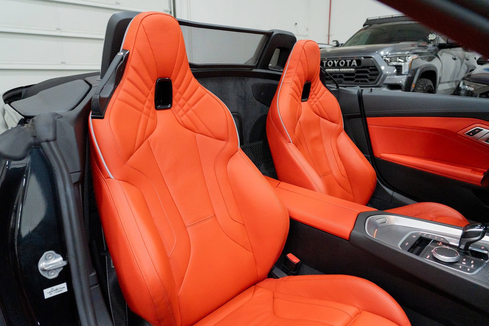 Used 2020 BMW Z4 M40i w/ Executive Package RWD image 24