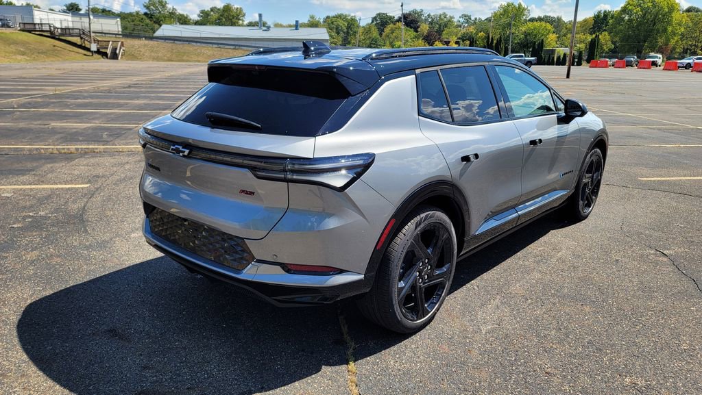 New 2025 Chevrolet Equinox EV RS w/ Convenience Package II image 12