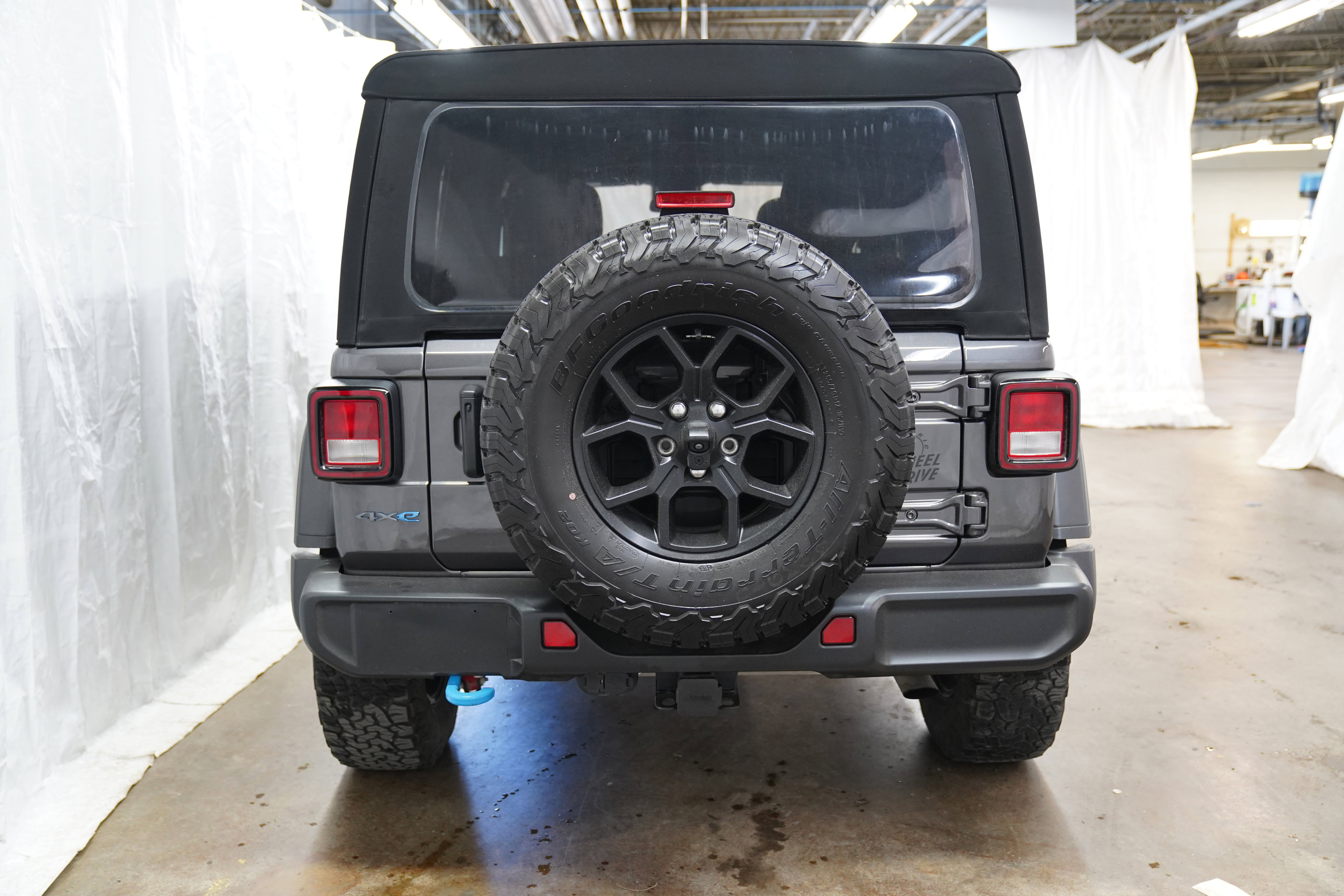 Used 2024 Jeep Wrangler Unlimited AWD/4WD image 6