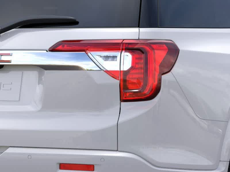 New 2023 GMC Acadia Denali w/ Denali Ultimate Package FWD image 11