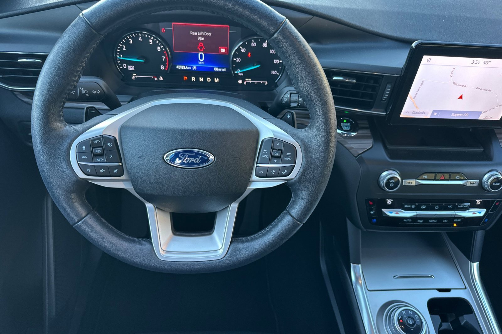 Used 2020 Ford Explorer Limited w/ Class III Trailer Tow Package image 15