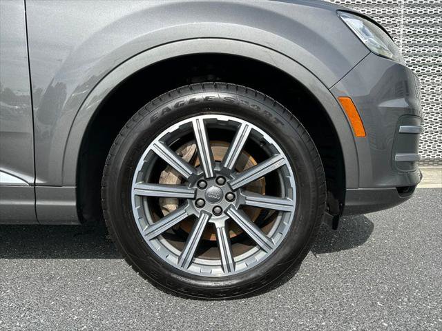 Used 2018 Audi Q7 3.0T Premium Plus AWD/4WD image 6