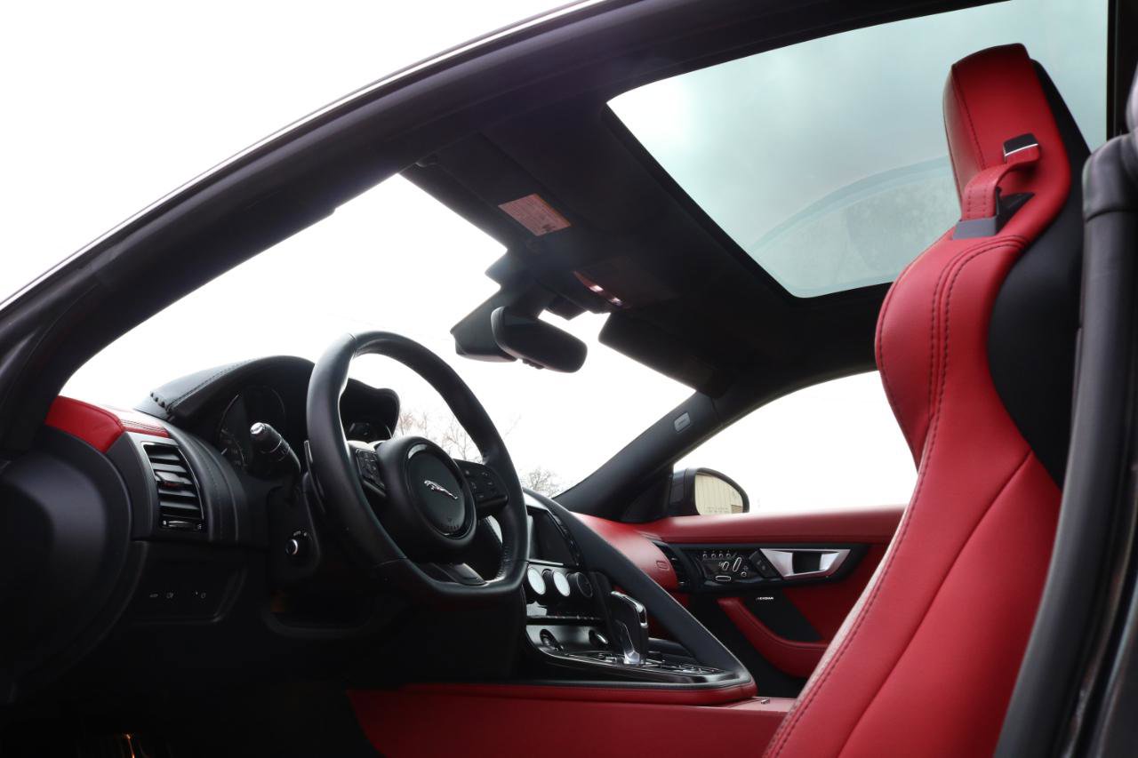 Used 2016 Jaguar F-TYPE S image 31