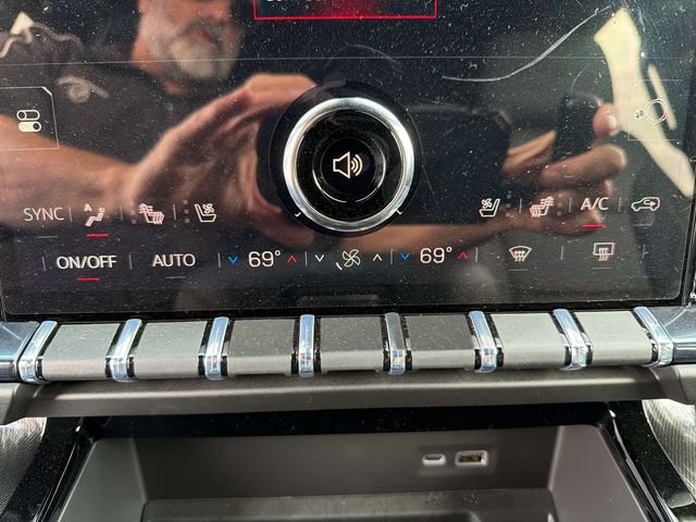 New 2026 GMC Yukon AT4 w/ Premium Trailering Package image 26