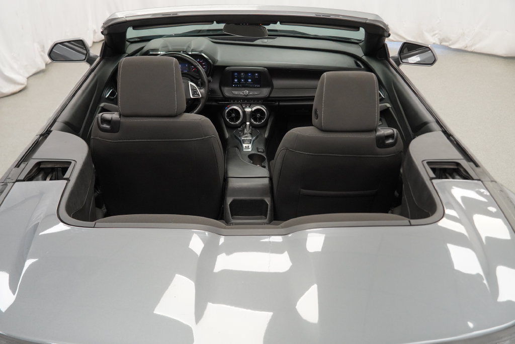 Certified 2020 Chevrolet Camaro LT RWD image 6