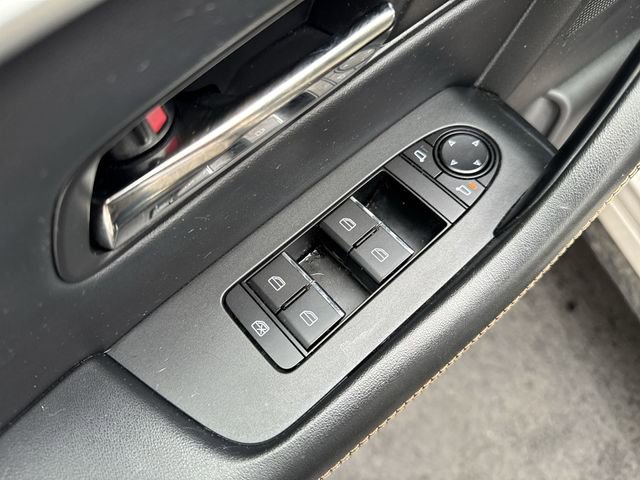 Used 2024 MAZDA CX-90 Plug-In Hybrid w/ Preferred image 17