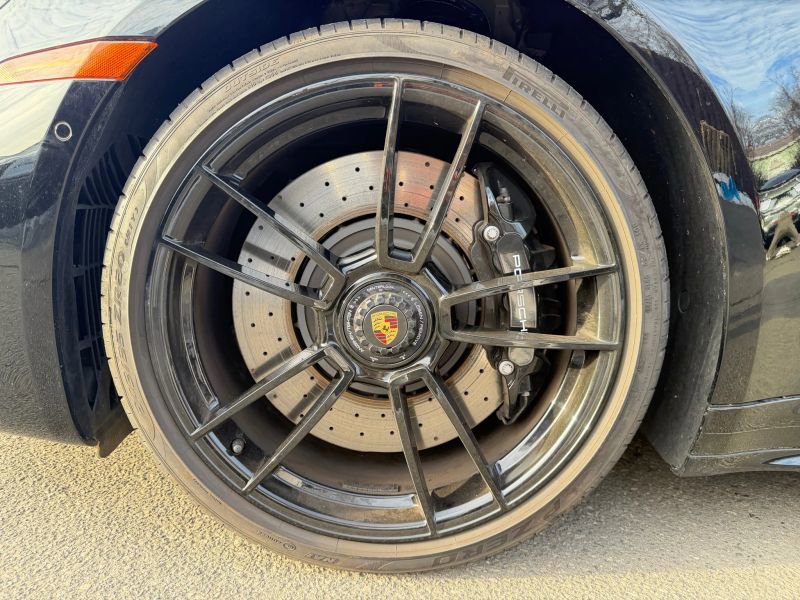 Used 2022 Porsche 911 Targa 4 GTS image 32