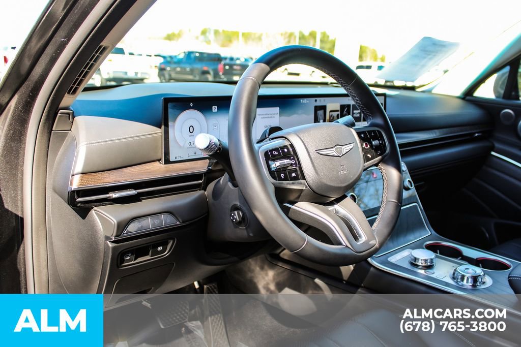 Used 2025 Genesis GV80 2.5T Advanced image 18