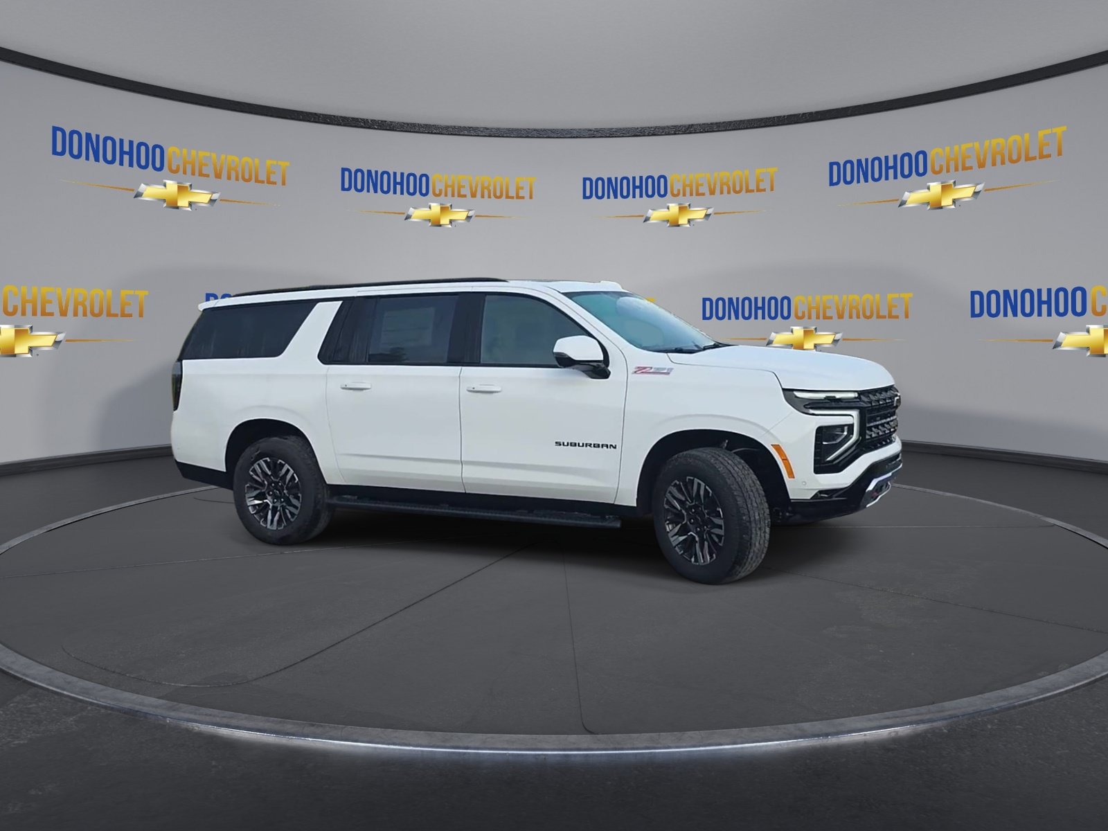 New 2026 Chevrolet Suburban Z71 w/ Comfort Package AWD/4WD image 5