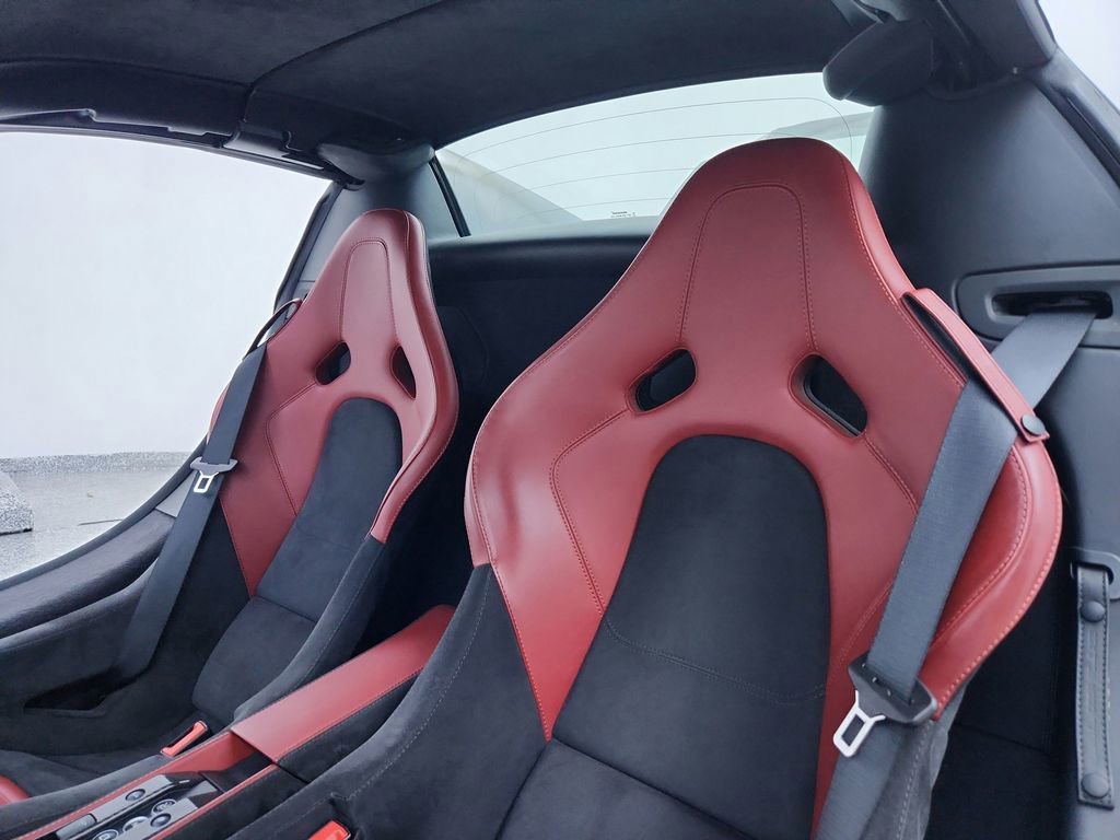 Used 2015 McLaren 650S Spider image 16