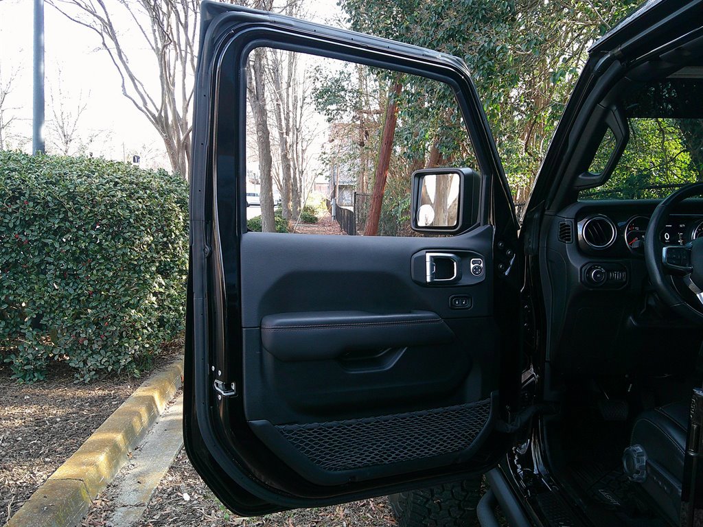 Used 2022 Jeep Wrangler Unlimited Rubicon 392 w/ Xtreme Recon 35" Tire Package image 10