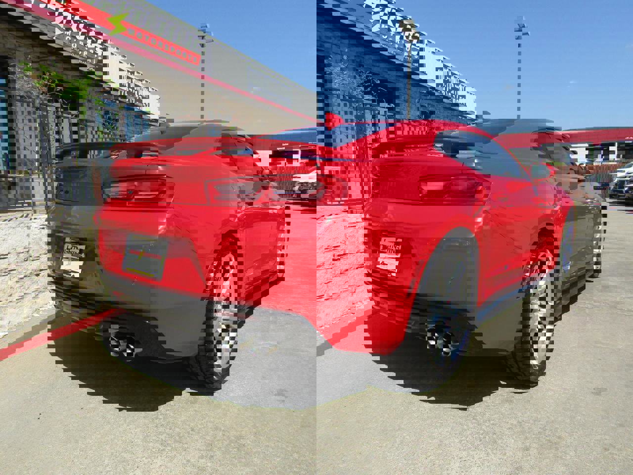 Used 2017 Chevrolet Camaro SS image 4