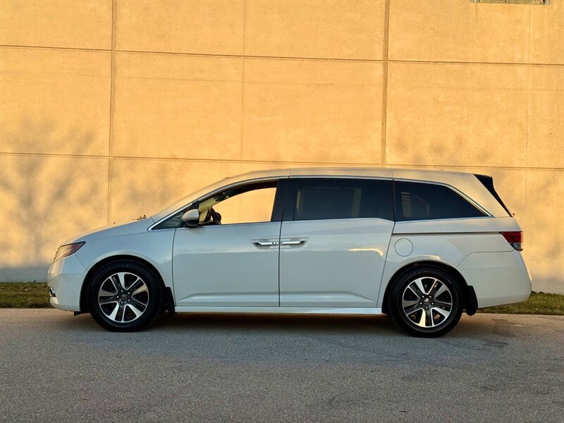 Used 2015 Honda Odyssey Touring Elite image 6