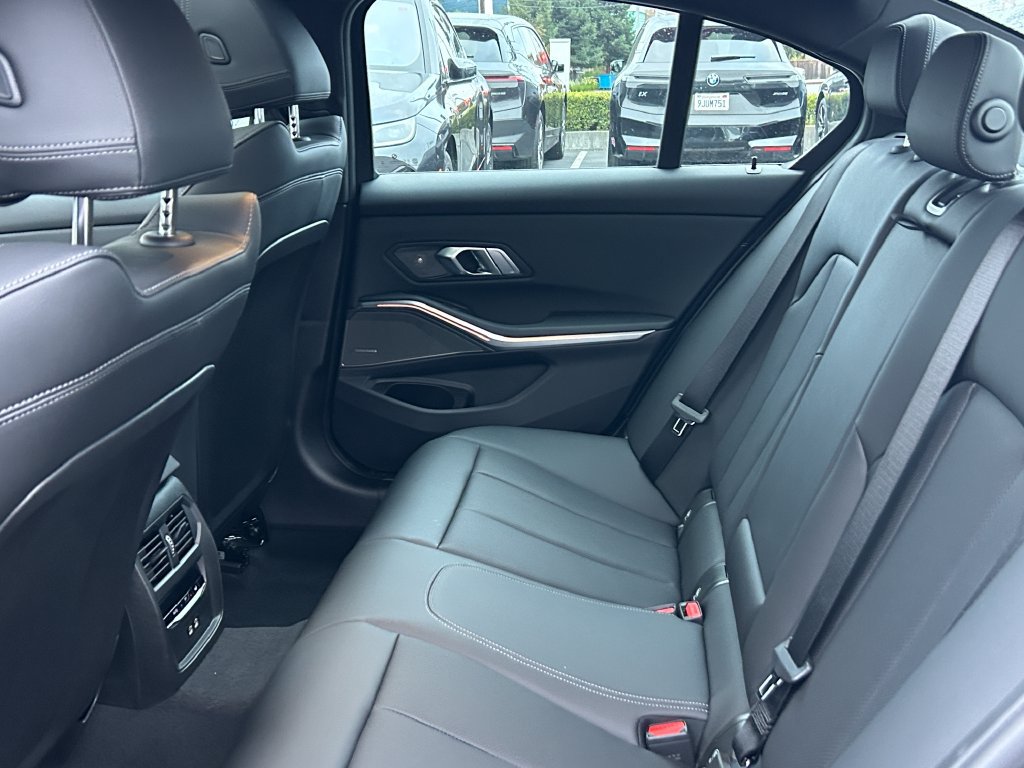 New 2026 BMW 330i Sedan w/ M Sport Package RWD image 30