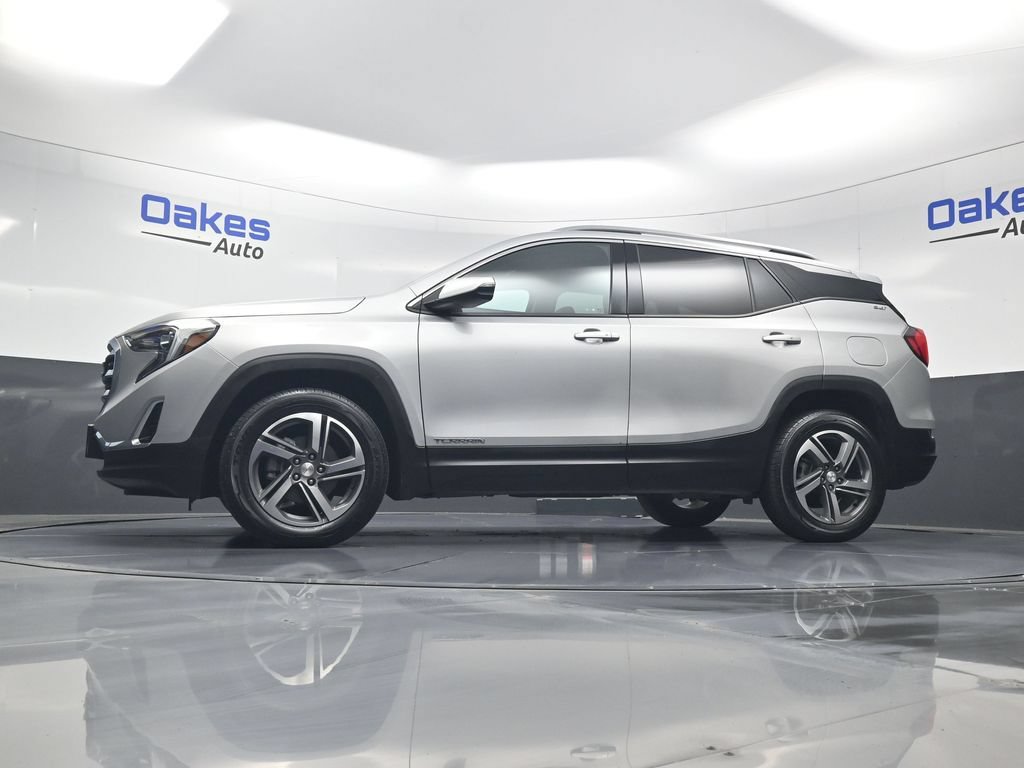 Used 2019 GMC Terrain SLT w/ Preferred Package AWD/4WD image 41