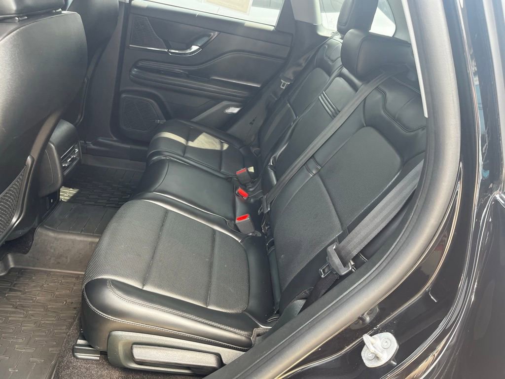 Used 2022 Lincoln Corsair Reserve AWD/4WD image 11