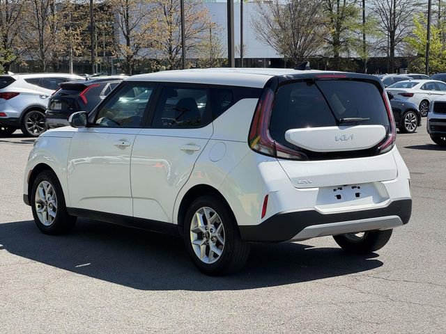 Used 2023 Kia Soul S image 4