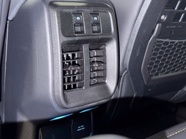 New 2026 Ford Bronco Badlands w/ Sasquatch Package AWD/4WD image 32