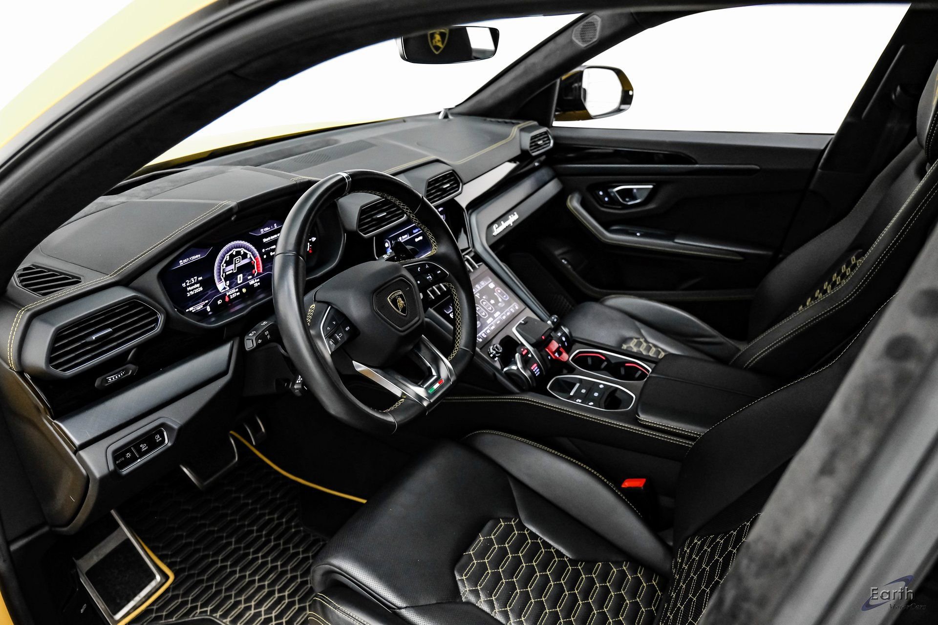 Used 2021 Lamborghini Urus image 48
