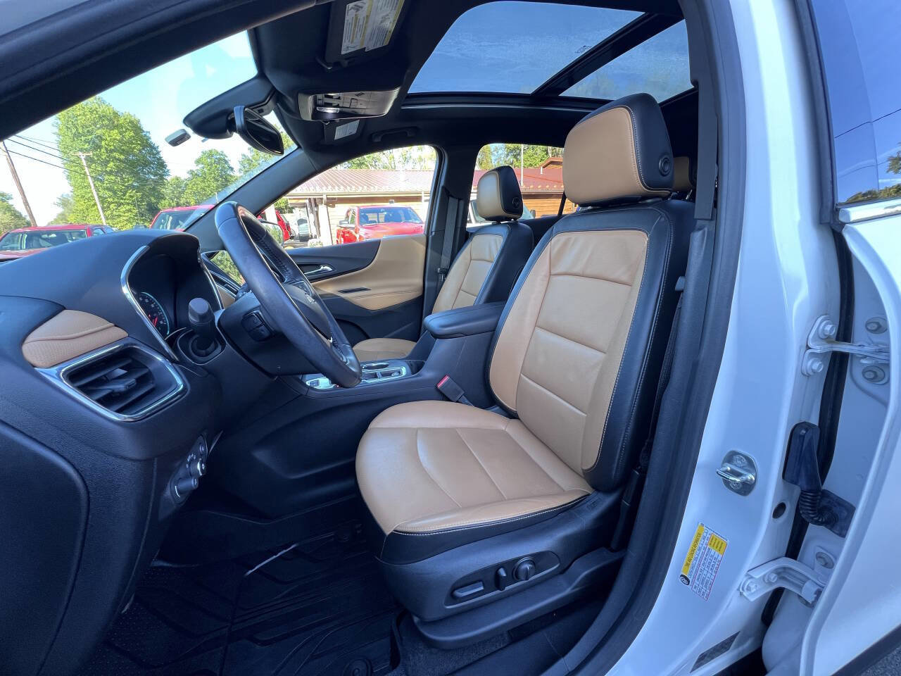 Used 2019 Chevrolet Equinox Premier image 12
