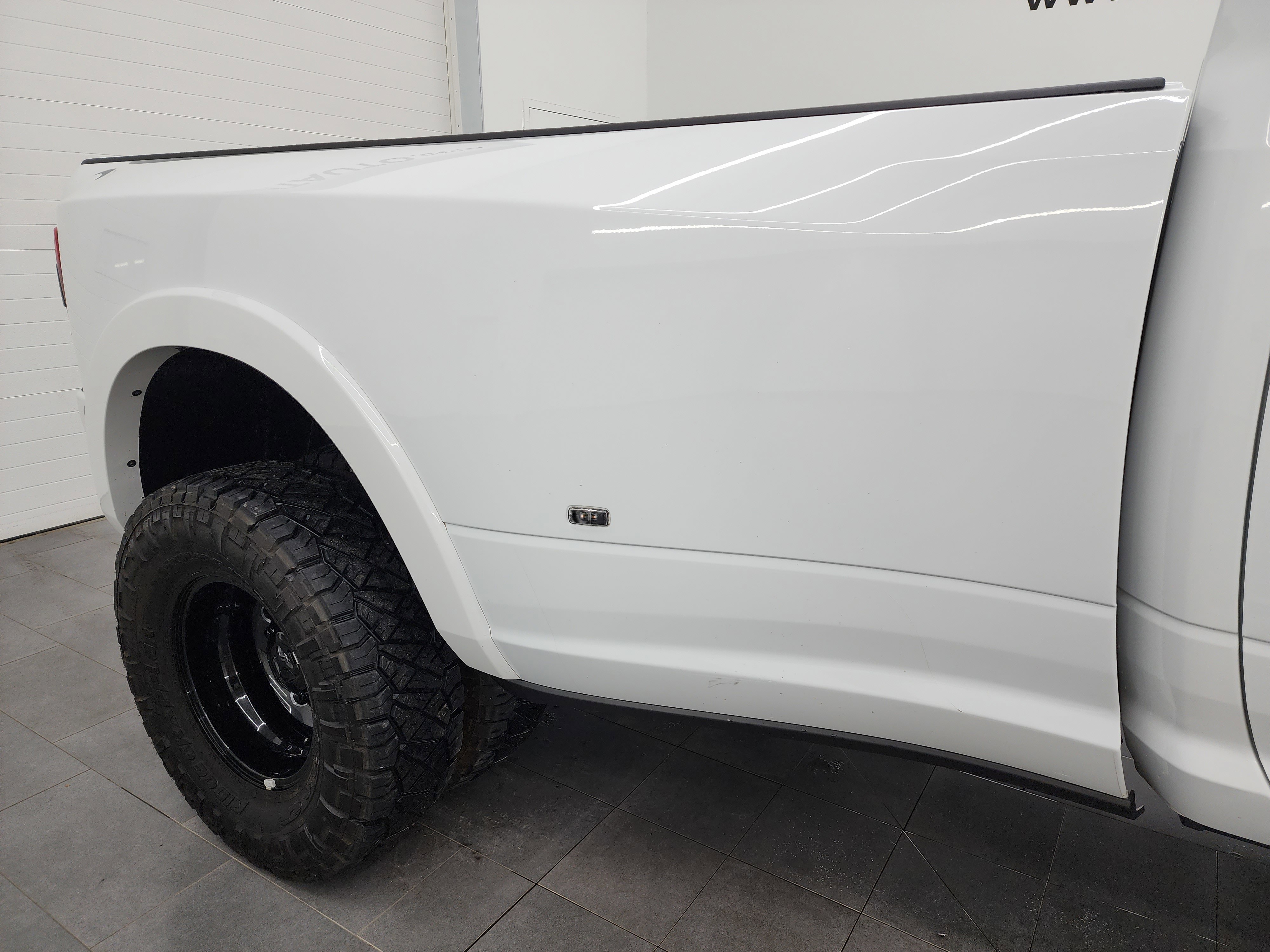 Used 2021 RAM 3500 Laramie w/ Night Edition image 30