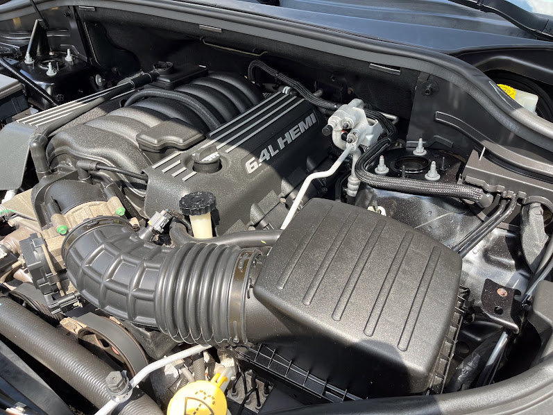 Used 2015 Jeep Grand Cherokee SRT AWD/4WD image 28