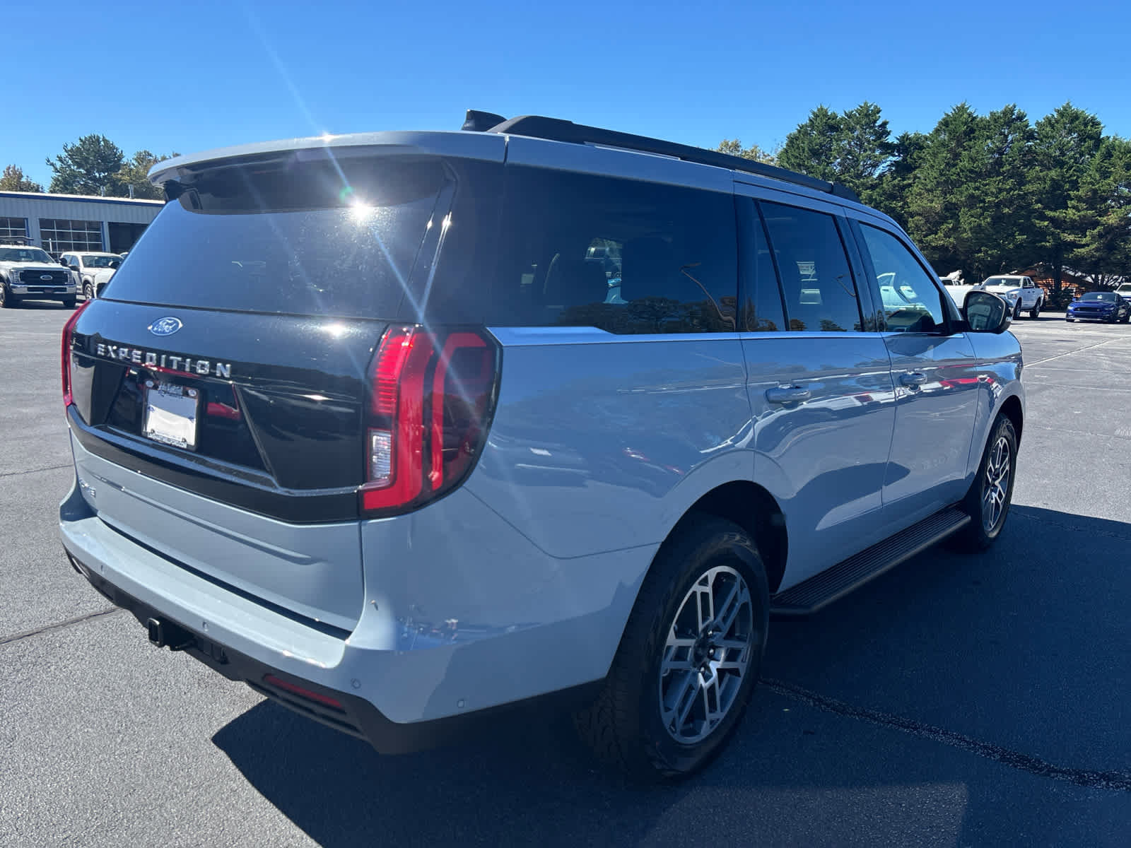 New 2025 Ford Expedition Active video 2