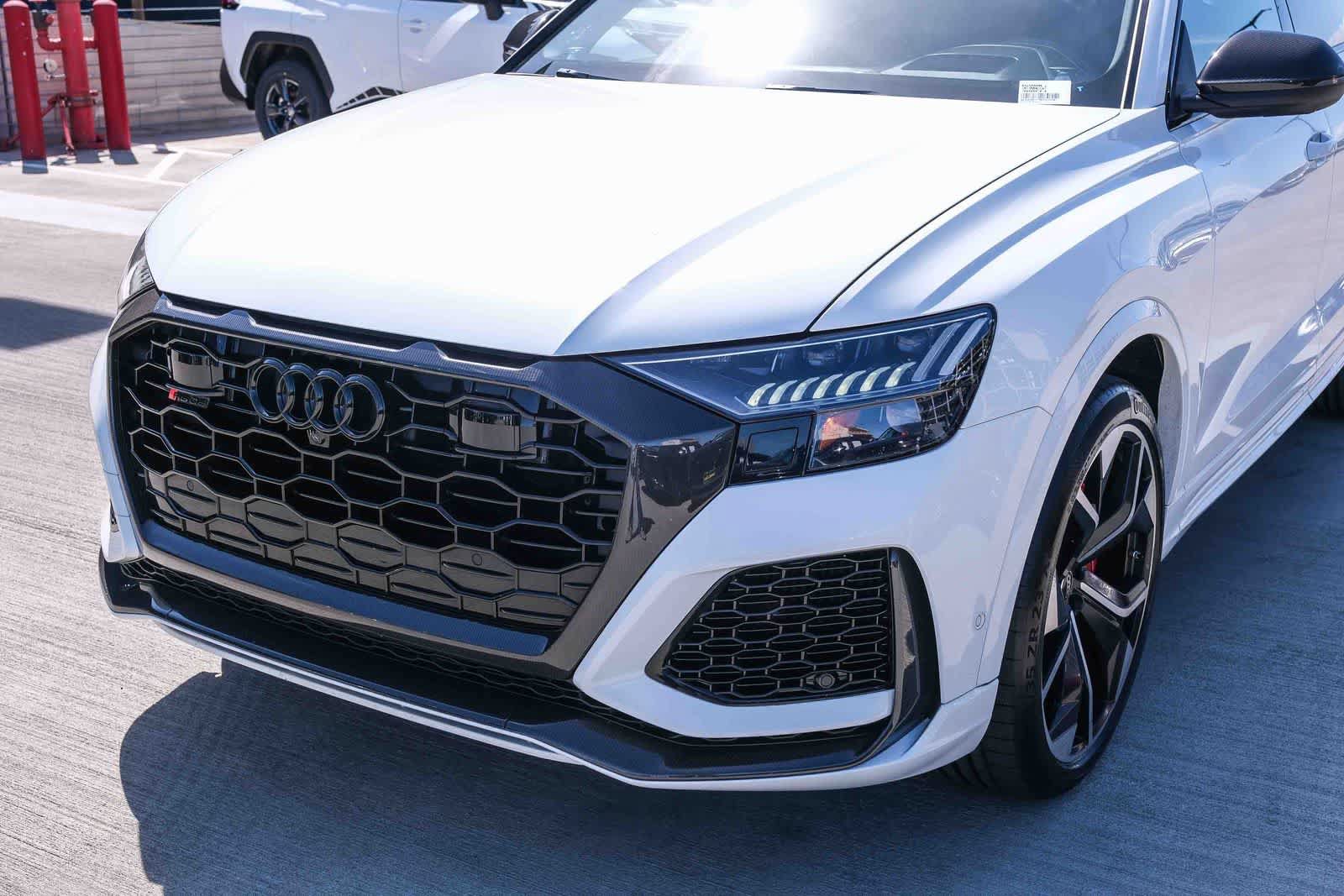 Used 2022 Audi RS Q8 w/ Carbon Optic Package AWD/4WD image 11