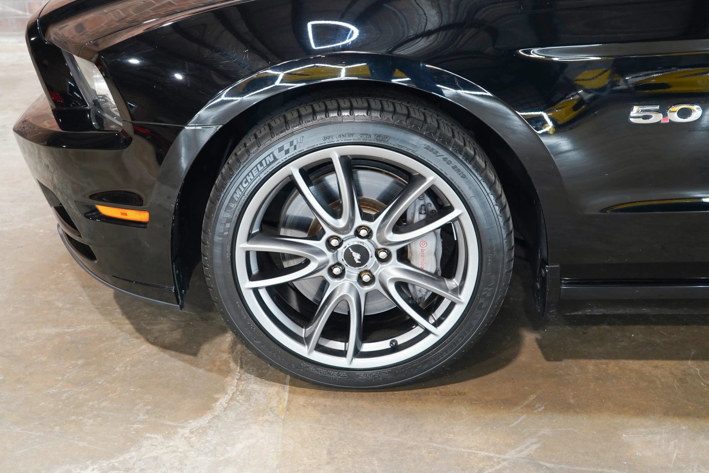 Used 2013 Ford Mustang GT Premium w/ Brembo Brake Pkg RWD image 52