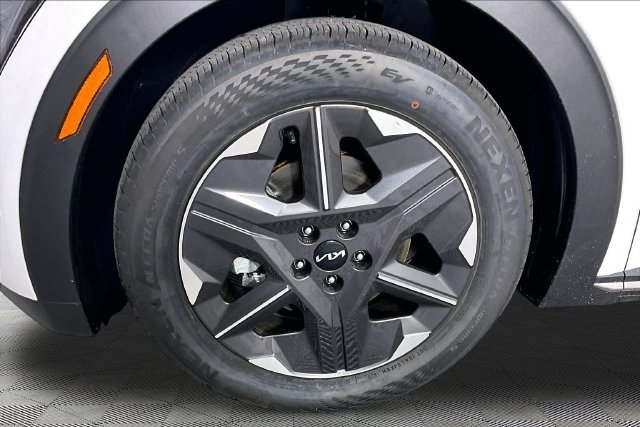 New 2026 Kia EV6 Light RWD image 13