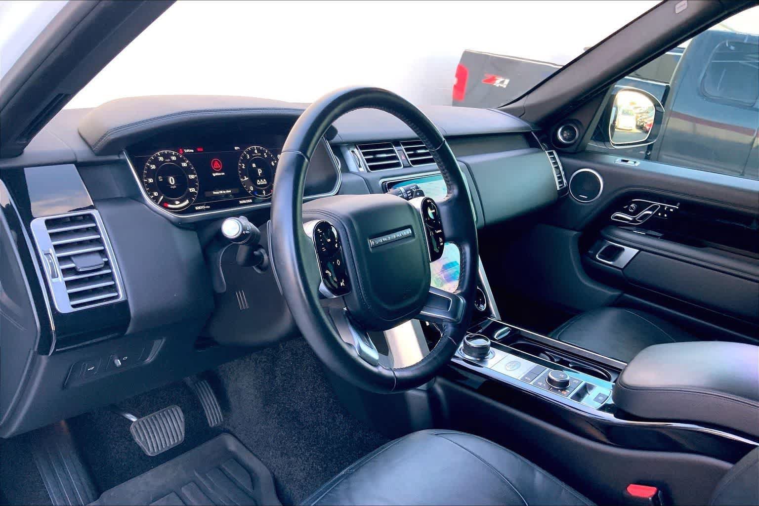 Used 2021 Land Rover Range Rover AWD/4WD image 2