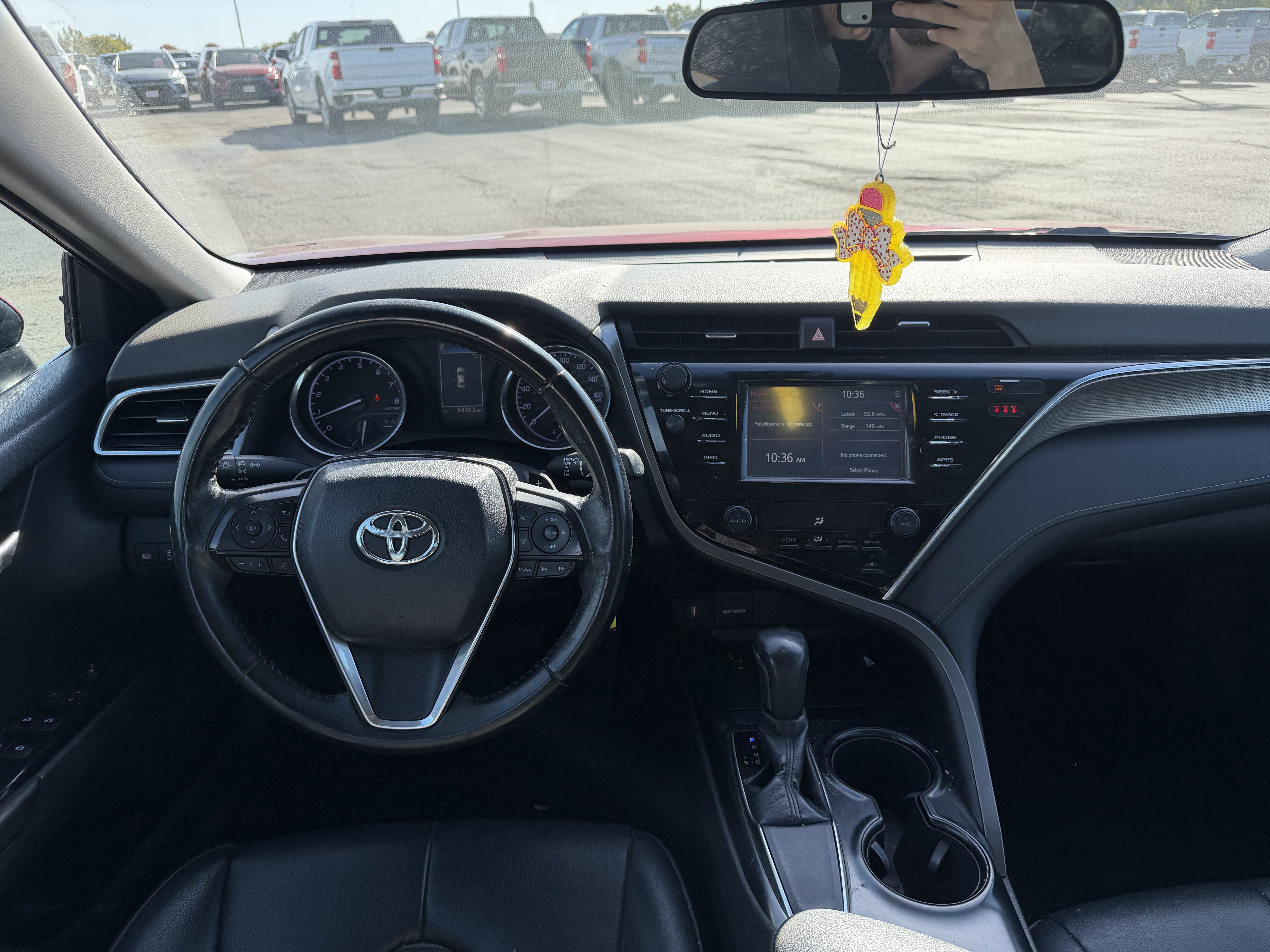 Used 2018 Toyota Camry SE FWD image 11