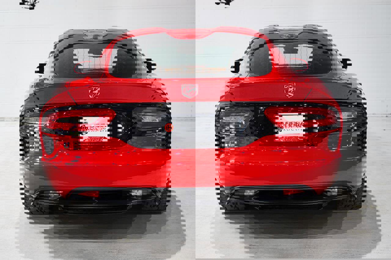 Used 2013 SRT Viper GTS w/ GTS Laguna Interior Pkg image 3