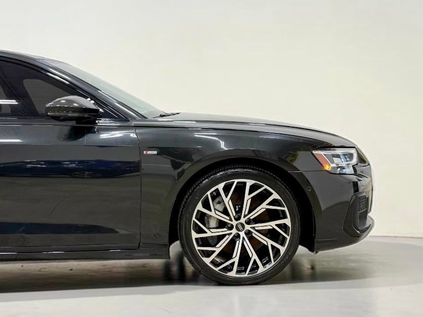 Used 2022 Audi A8 L 3.0T AWD/4WD image 16