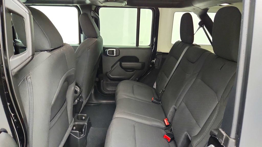 Used 2023 Jeep Wrangler Unlimited Sport AWD/4WD image 20