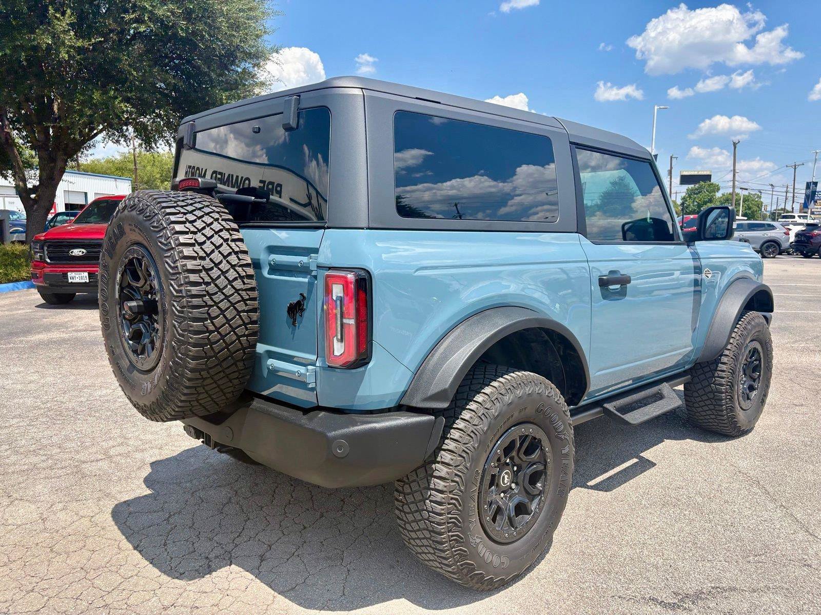 Used 2022 Ford Bronco Wildtrak AWD/4WD image 3
