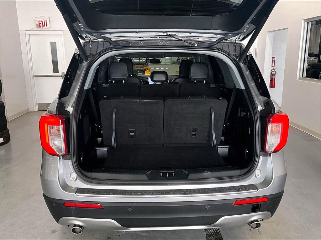 Used 2023 Ford Explorer Limited image 36