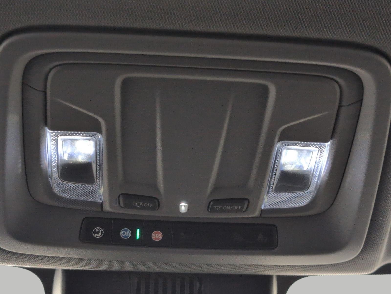 Used 2022 GMC Sierra 1500 Elevation AWD/4WD image 18