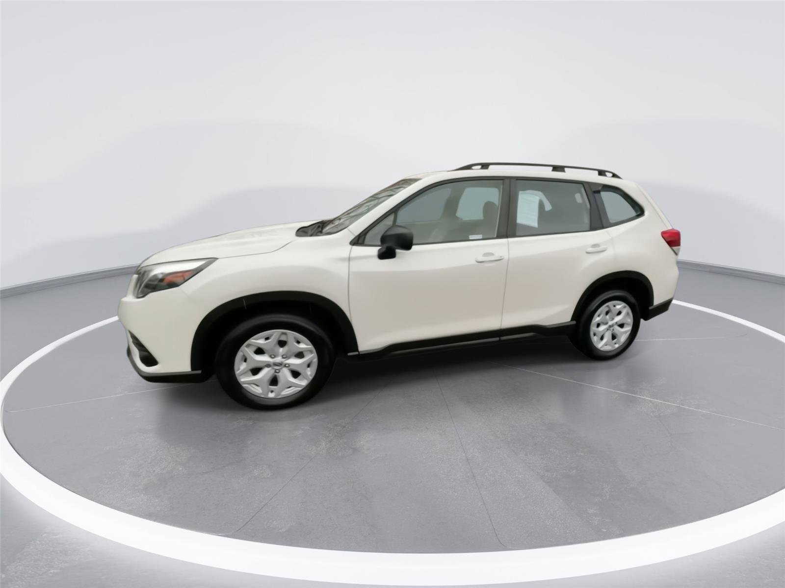 Used 2022 Subaru Forester 2.5i image 5