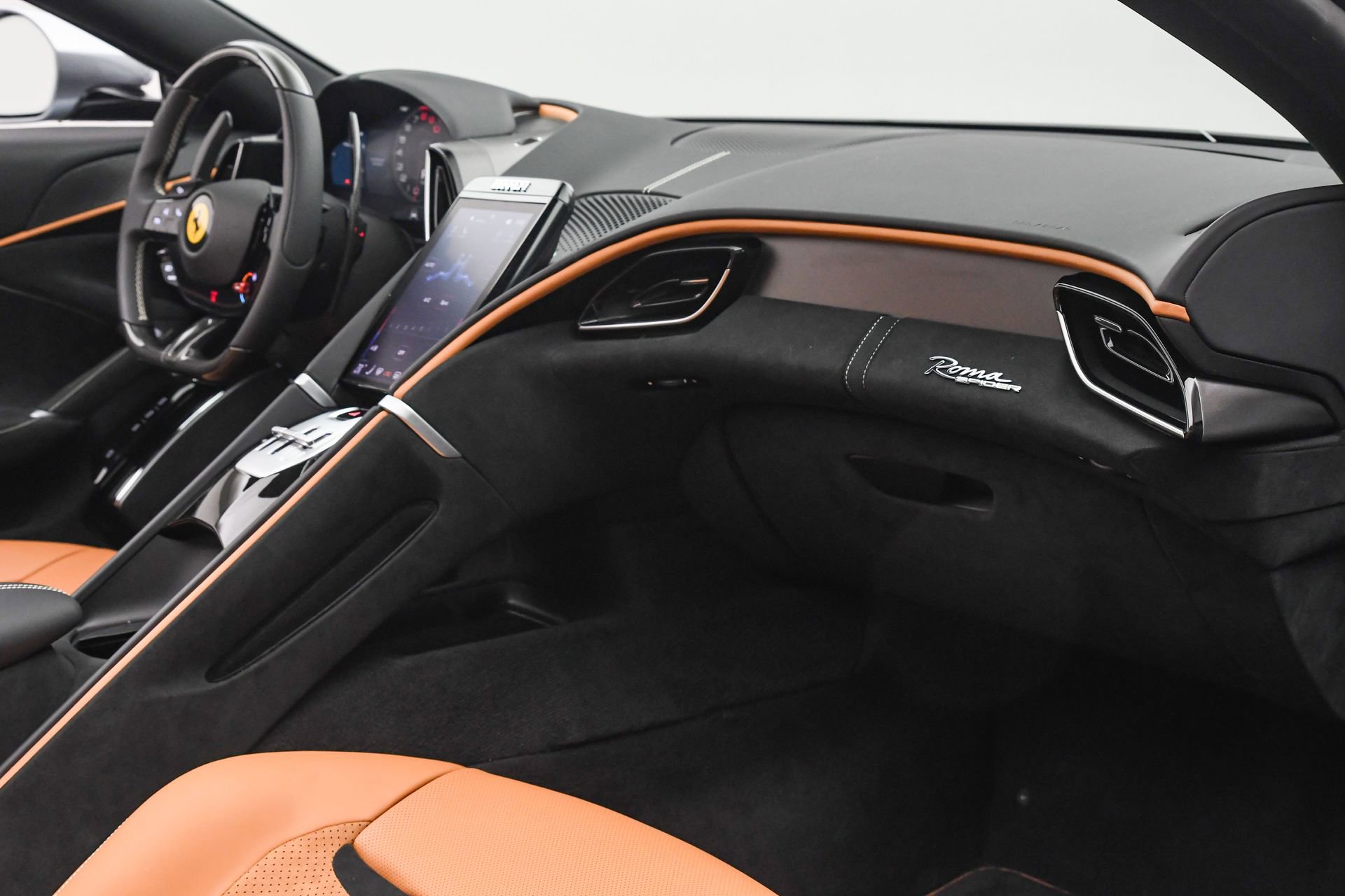 Used 2025 Ferrari Roma Spider image 19