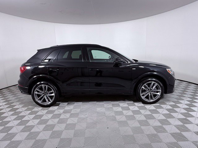 Certified 2024 Audi Q3 2.0T Premium Plus AWD/4WD image 9