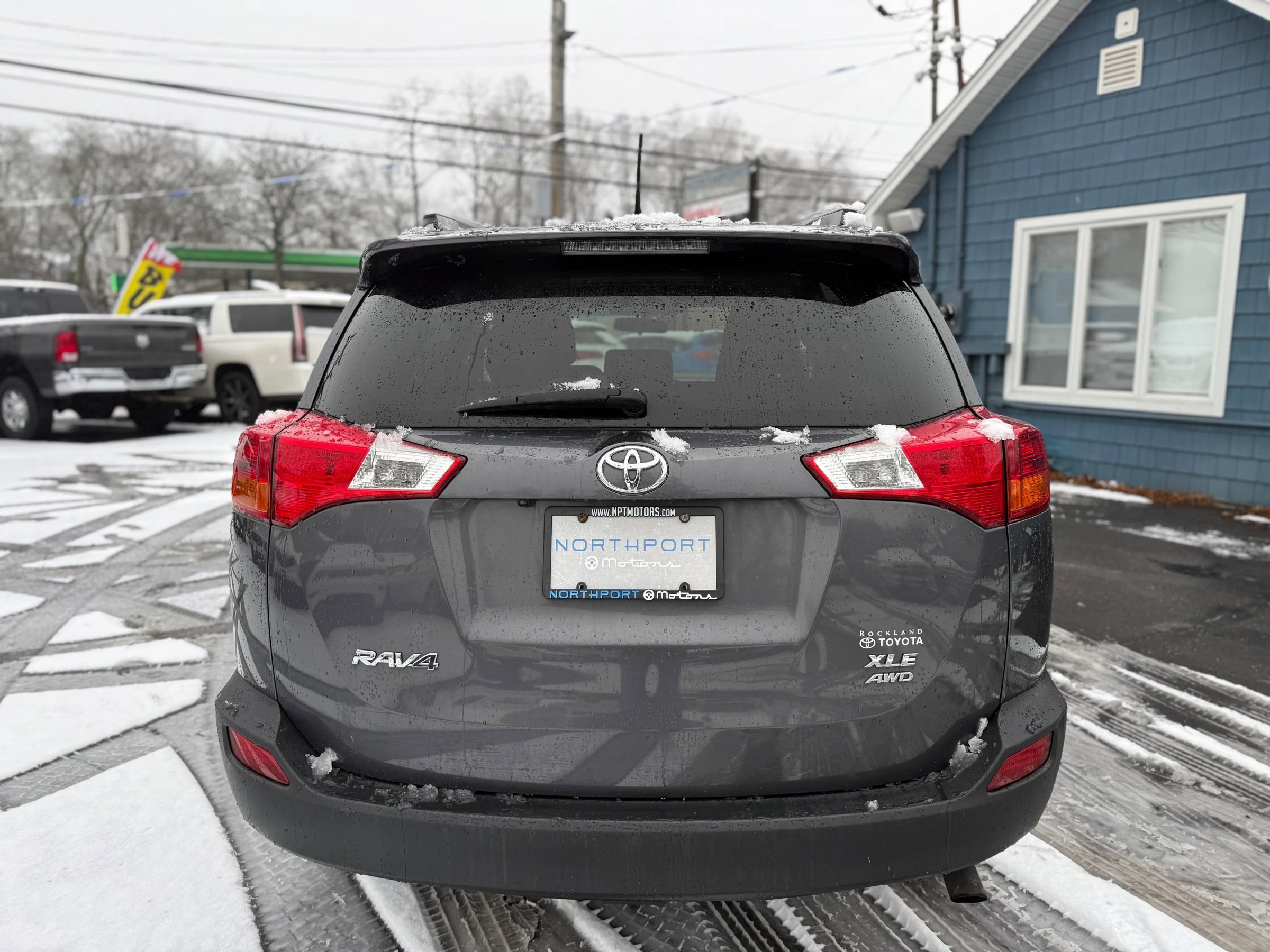 Used 2015 Toyota RAV4 XLE image 7